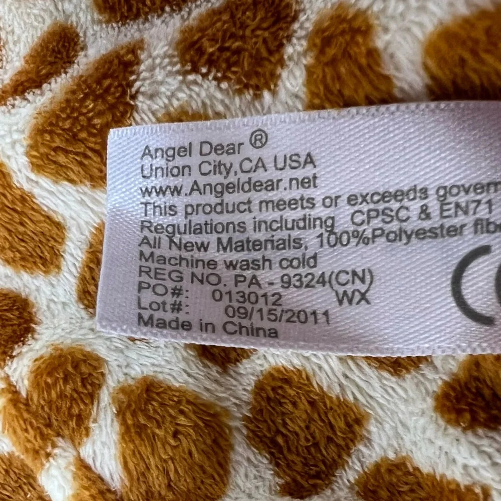 Angel Dear Giraffe Lovey Blankie Snuggle Security. OS. - Picture 9 of 11